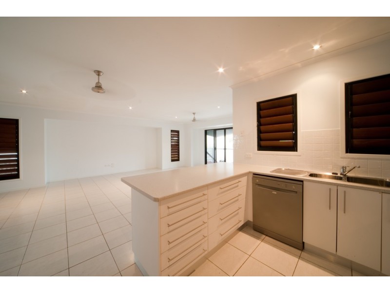 51 Abell Road, Cannonvale QLD 4802