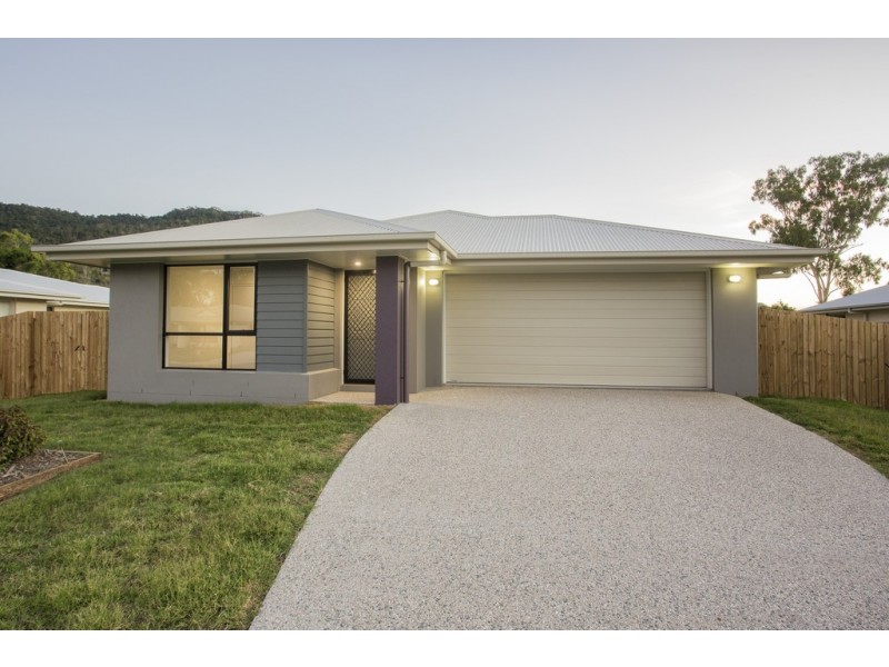 62 Macarthur Drive, Cannonvale QLD 4802