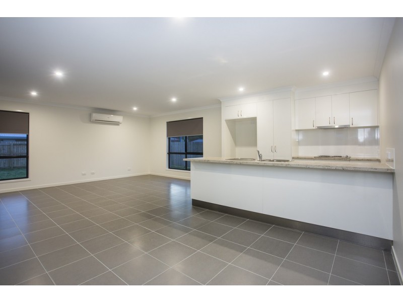 62 Macarthur Drive, Cannonvale QLD 4802