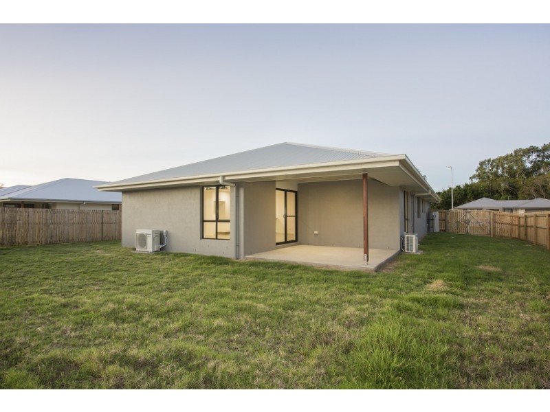 62 Macarthur Drive, Cannonvale QLD 4802