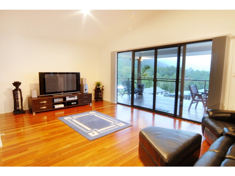 55 Country Road, Cannonvale QLD 4802