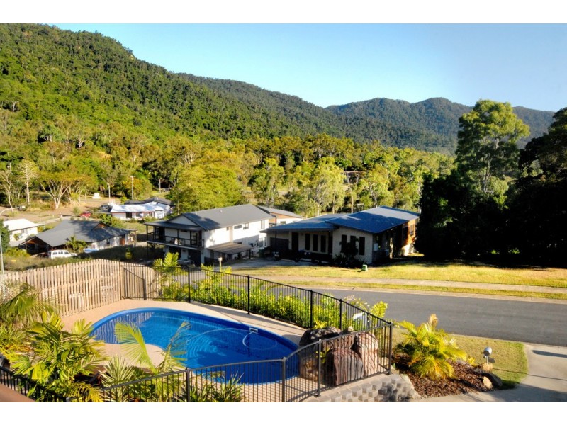 55 Country Road, Cannonvale QLD 4802