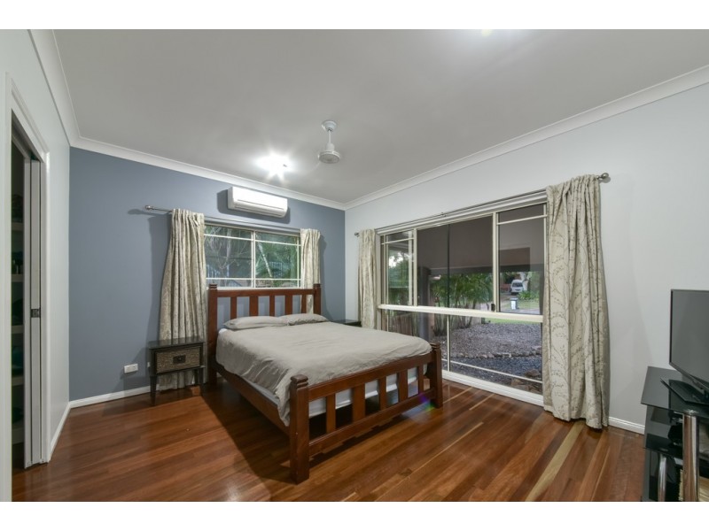 8 Stormvogel Drive, Jubilee Pocket QLD 4802