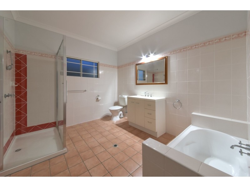 8 Stormvogel Drive, Jubilee Pocket QLD 4802