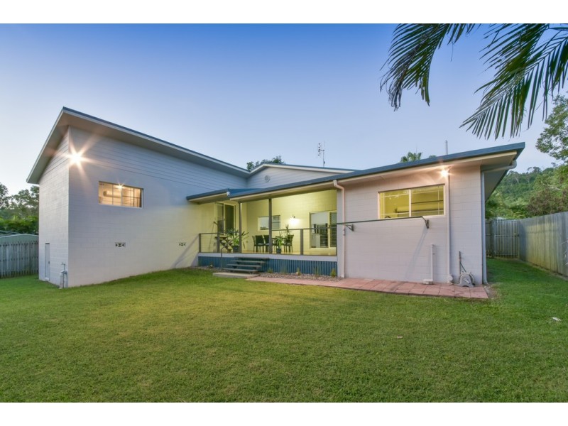8 Stormvogel Drive, Jubilee Pocket QLD 4802