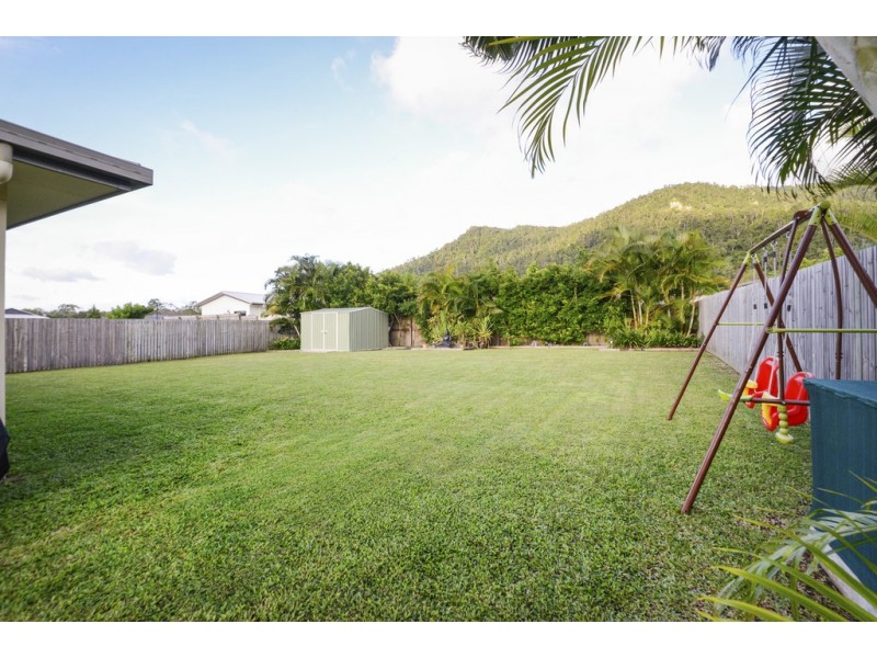 75 Parker Road, Cannonvale QLD 4802