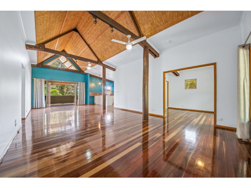 29 Eshelby Drive, Cannonvale QLD 4802