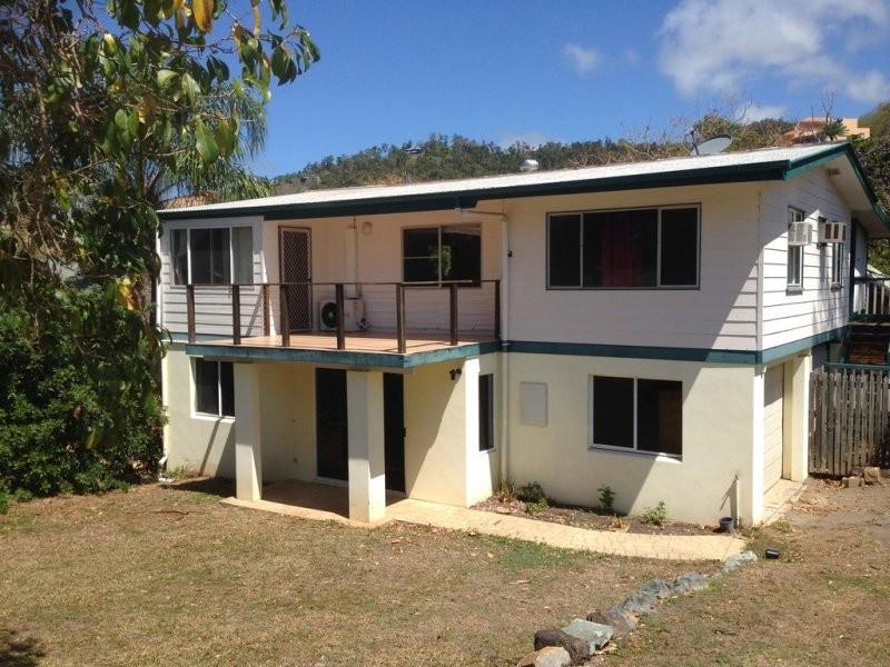 23 Lamond Street, Airlie Beach QLD 4802