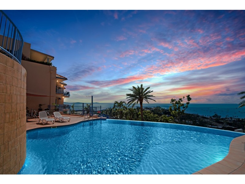 10/2 Nara Avenue, Airlie Beach QLD 4802