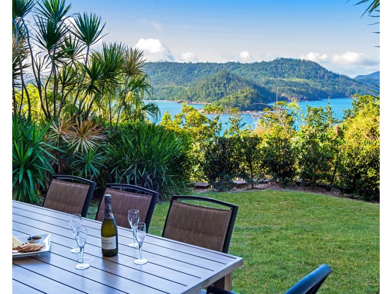 6 La Bella 1 Coral Sea Avenue, Hamilton Island QLD 4803