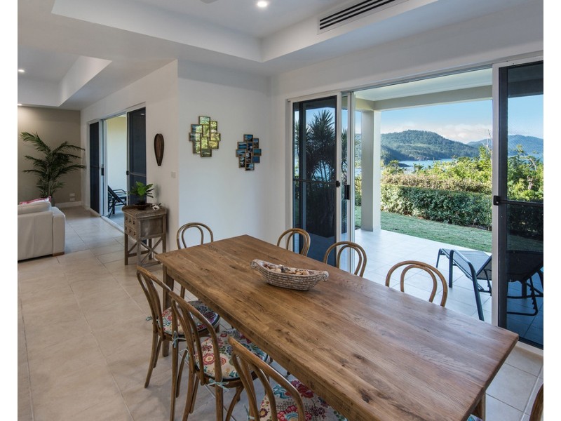 6 La Bella 1 Coral Sea Avenue, Hamilton Island QLD 4803