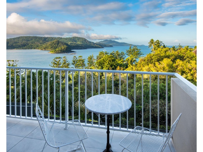6 La Bella 1 Coral Sea Avenue, Hamilton Island QLD 4803