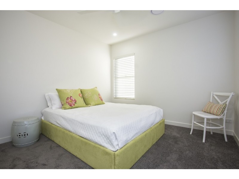 32 Stanley Drive, Cannonvale QLD 4802