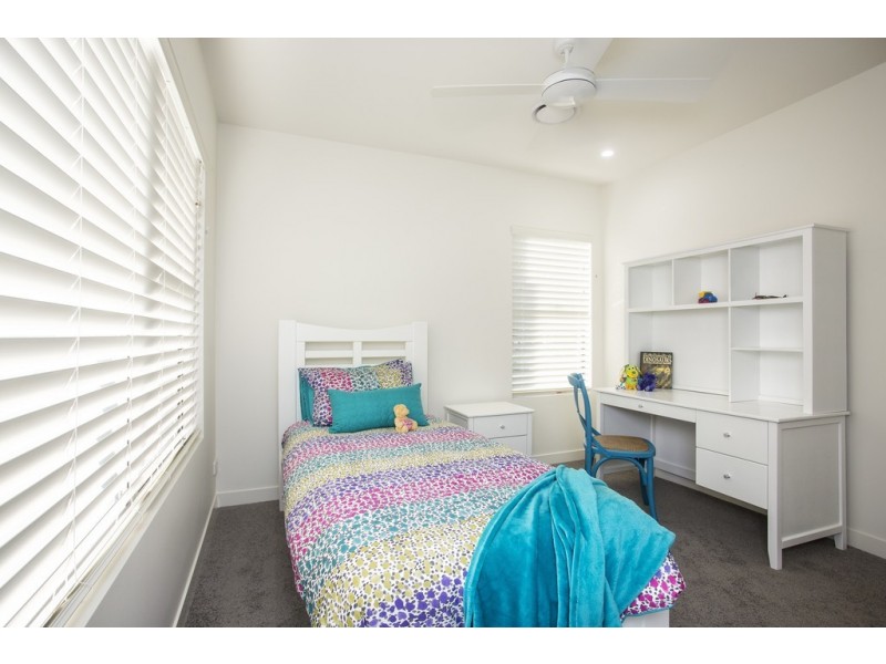 32 Stanley Drive, Cannonvale QLD 4802