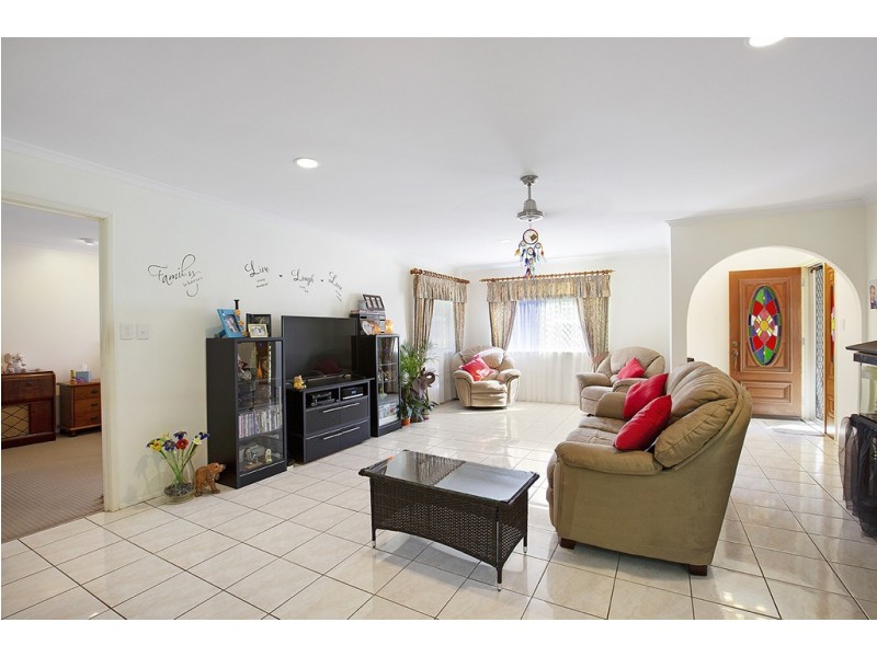 49 Erromango Drive, Jubilee Pocket QLD 4802