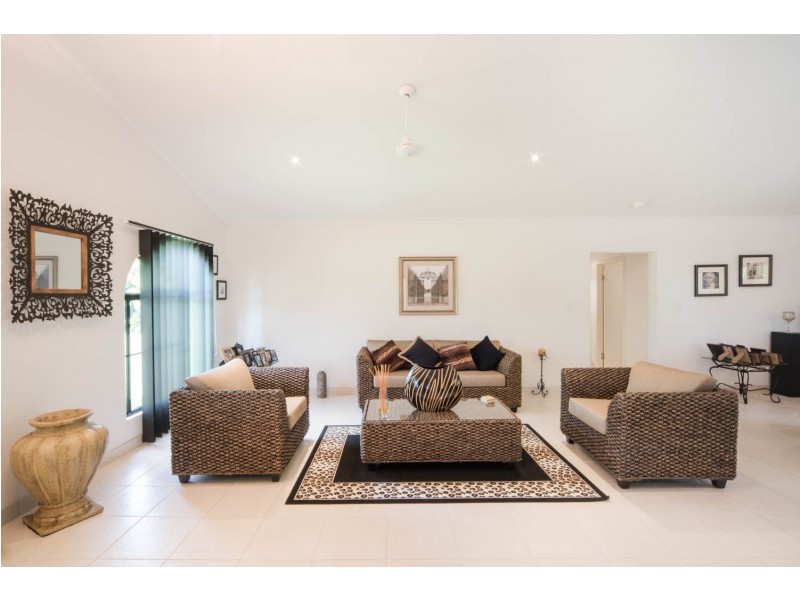 76 Galbraith Park Drive, Cannonvale QLD 4802