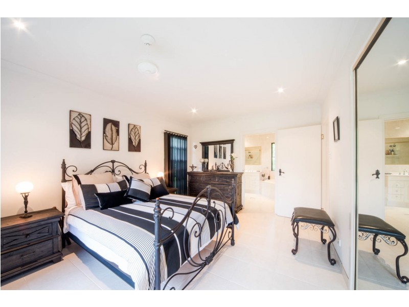 76 Galbraith Park Drive, Cannonvale QLD 4802
