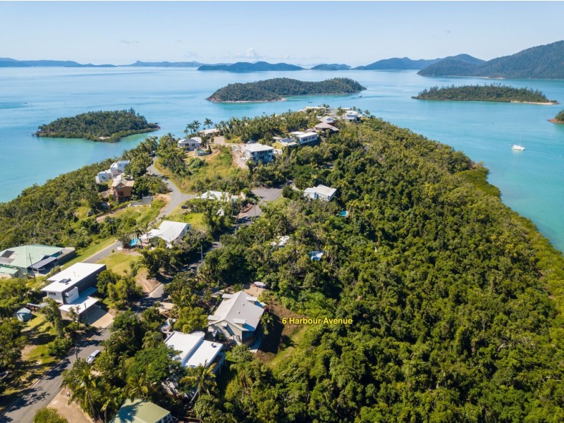 6 Harbour Avenue, Shute Harbour QLD 4802