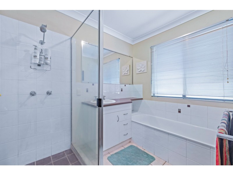 2/22 Banksia Court, Cannonvale QLD 4802