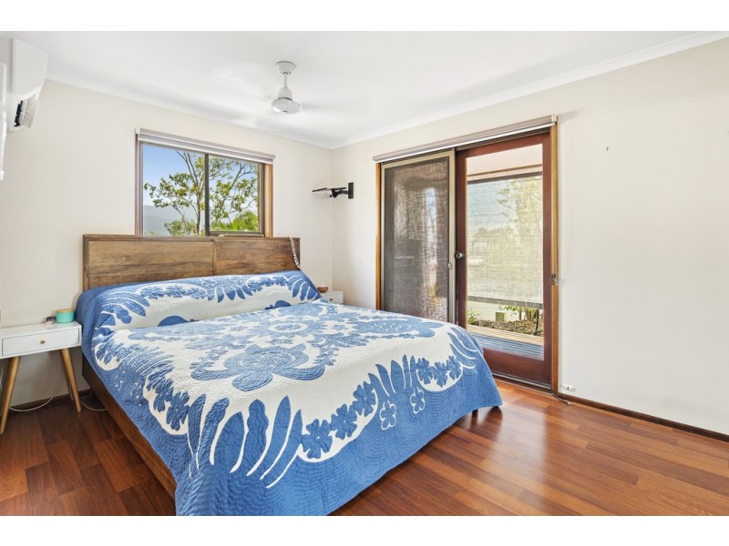 10 Macarthur Drive, Cannonvale QLD 4802