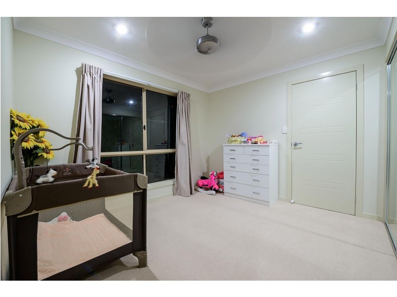 31 Endeavour Circuit, Cannonvale QLD 4802