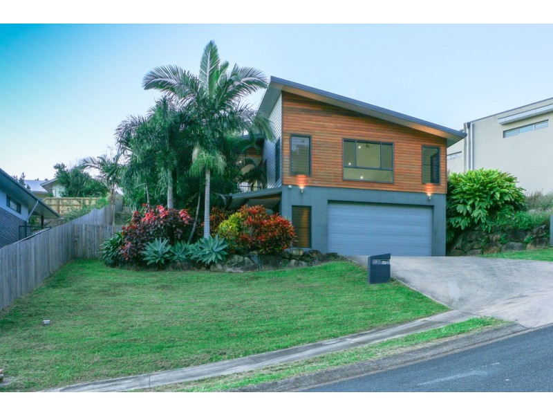 49 Eshelby Drive, Cannonvale QLD 4802