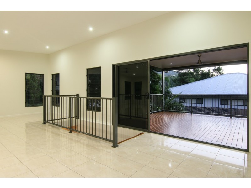 49 Eshelby Drive, Cannonvale QLD 4802