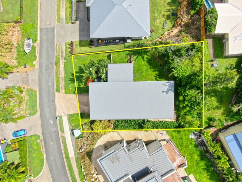 49 Eshelby Drive, Cannonvale QLD 4802