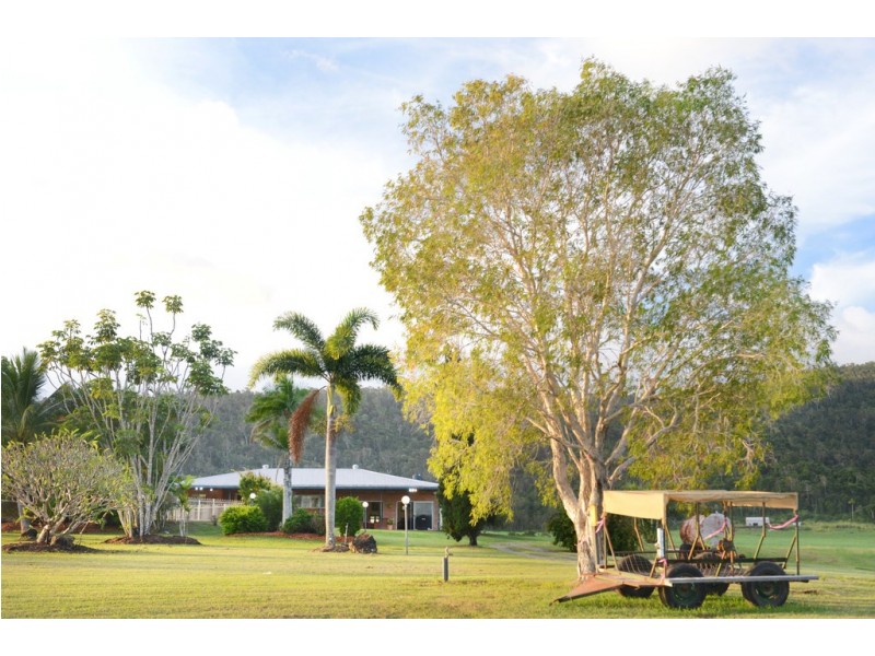 1 Simpson Road, Strathdickie QLD 4800