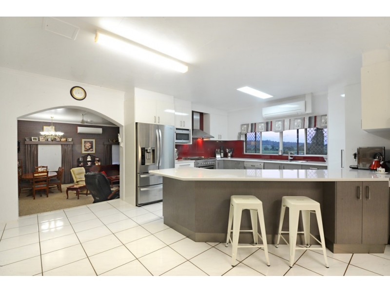 1 Simpson Road, Strathdickie QLD 4800