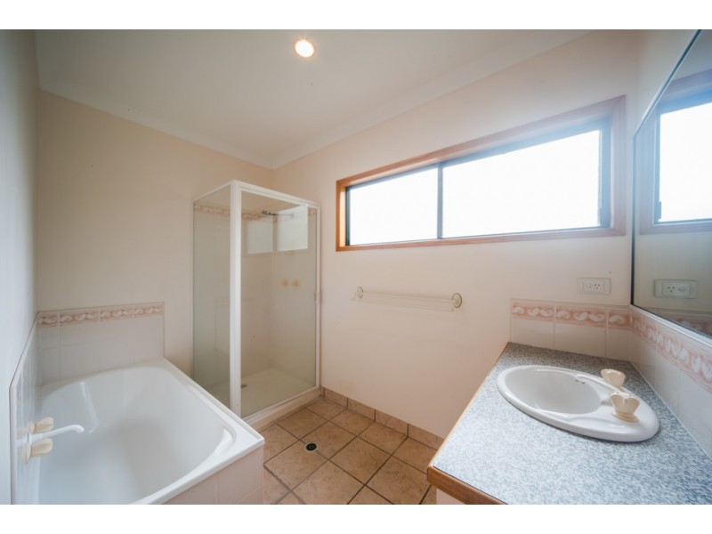 19 Erromango Drive, Jubilee Pocket QLD 4802