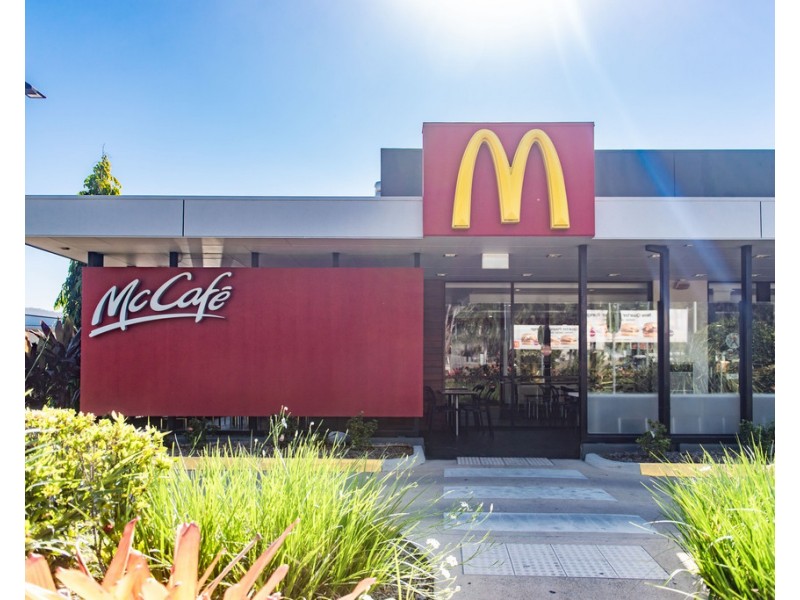 2/2B Reef Pl Cnr Shute Harbour Rd/Paluma Rd, Cannonvale QLD 4802