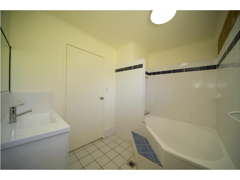 42 Mandalay Road, Jubilee Pocket QLD 4802