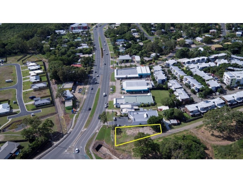 96 Shute Harbour Road, Cannonvale QLD 4802