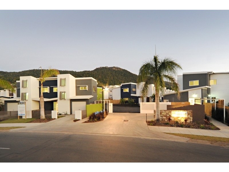 35/65 Manooka Drive, Cannonvale QLD 4802