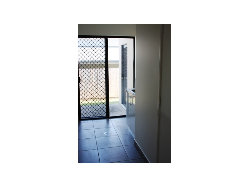 34 Ridgeview Road, Cannonvale QLD 4802