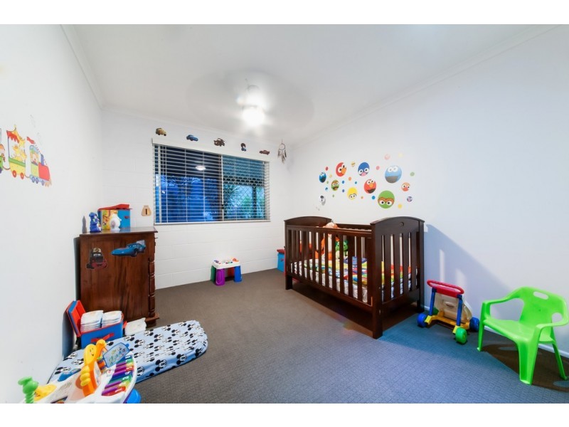 6 Grace Avenue, Cannonvale QLD 4802