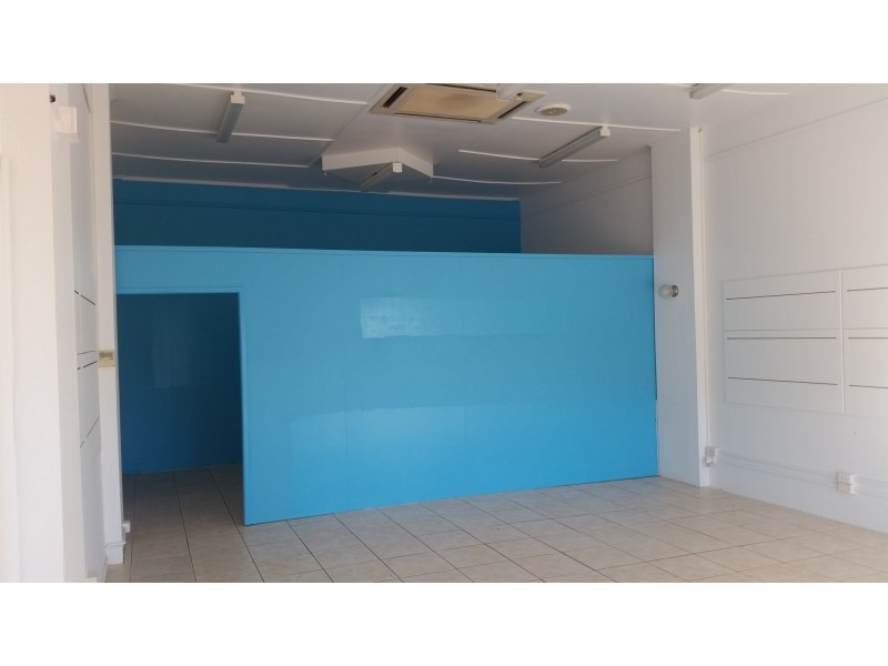 2/62 Main Street, Proserpine QLD 4800