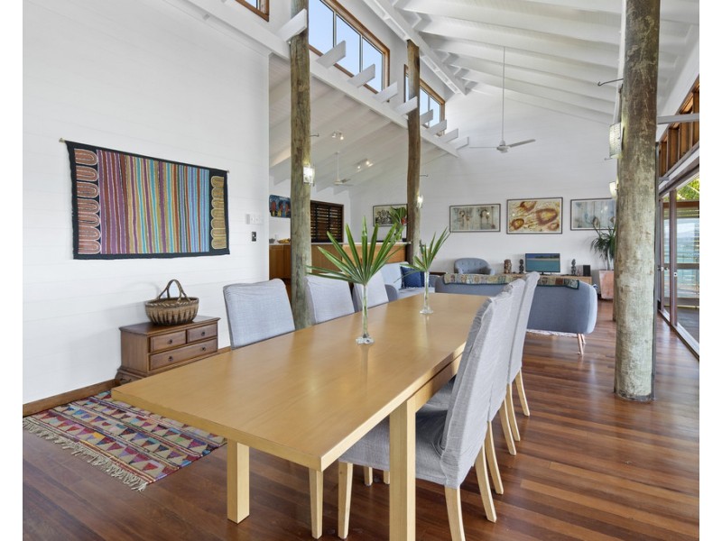 7 Warrain Street, Shute Harbour QLD 4802