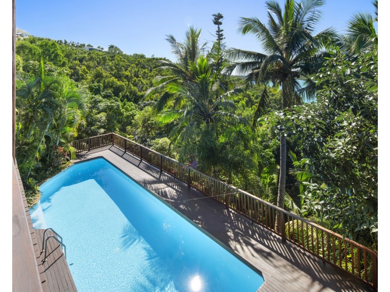 7 Warrain Street, Shute Harbour QLD 4802