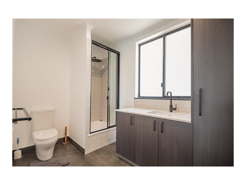 2 Shutehaven Close, Shute Harbour QLD 4802
