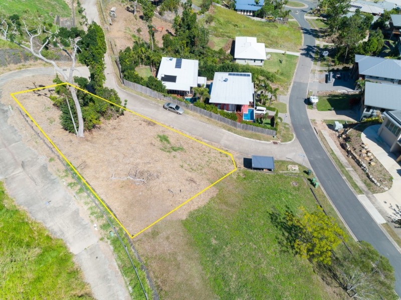 74 Eshelby Drive, Cannonvale QLD 4802