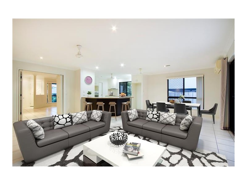 35 Sanctuary Avenue, Jubilee Pocket QLD 4802