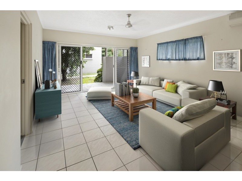 5B/10 Island Drive, Cannonvale QLD 4802