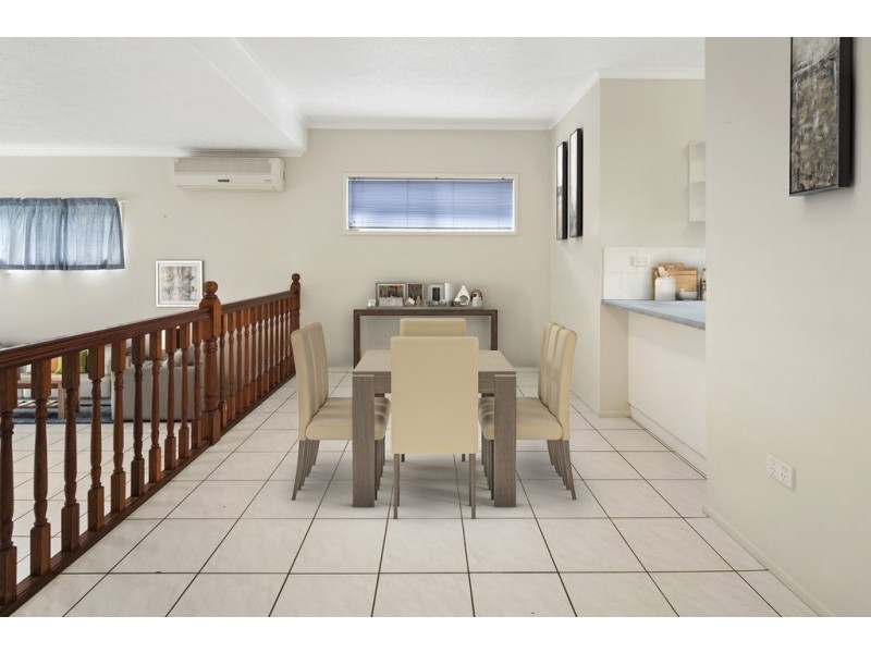 5B/10 Island Drive, Cannonvale QLD 4802