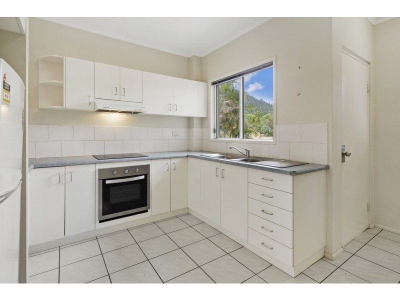 5B/10 Island Drive, Cannonvale QLD 4802