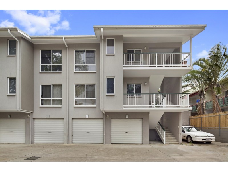 5B/10 Island Drive, Cannonvale QLD 4802