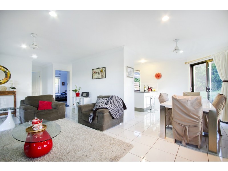 7a Wills Court, Cannonvale QLD 4802