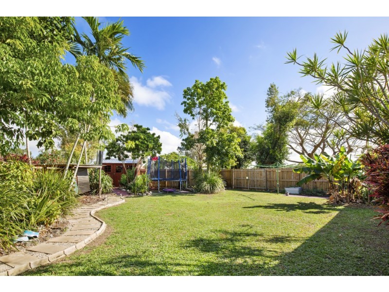 25 Carnation Street, Proserpine QLD 4800