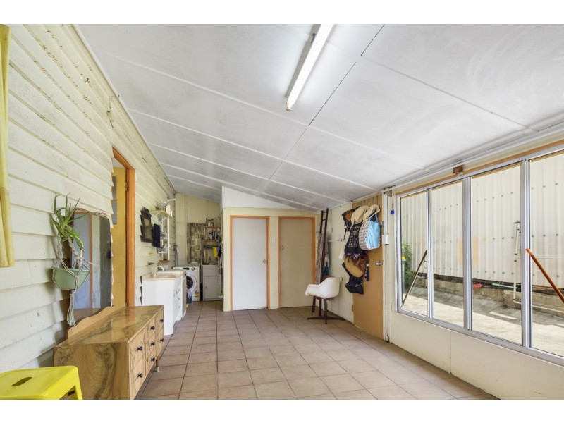 12 Broadwater Avenue, Airlie Beach QLD 4802